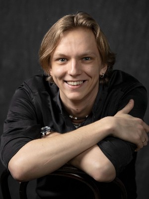 АртемКирин